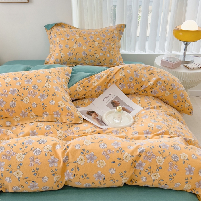 91家纺网 家纺一手货源 找家纺 印季家纺 2025新款全棉纯棉加厚小清新碎花混纺磨毛四件套 卢尔马兰