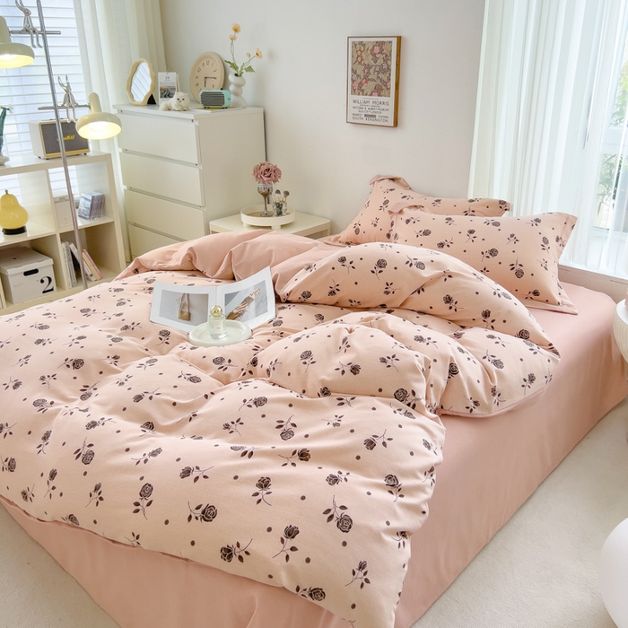 91家纺网 家纺一手货源 找家纺 印季家纺 2025新款全棉纯棉加厚小清新碎花混纺磨毛四件套 莫拉-黑