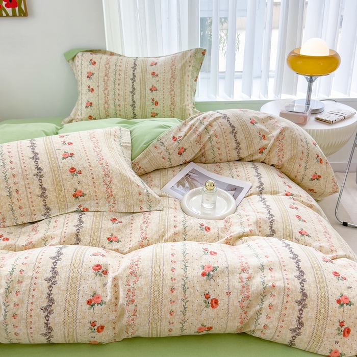 91家纺网 家纺一手货源 找家纺 印季家纺 2025新款全棉纯棉加厚小清新碎花混纺磨毛四件套 寻春