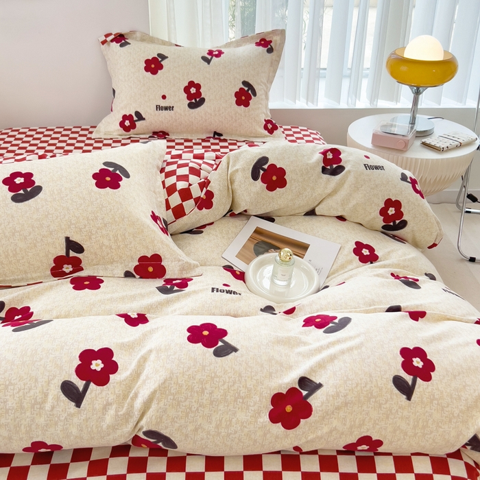 91家纺网 家纺一手货源 找家纺 印季家纺 2025新款全棉纯棉加厚小清新碎花混纺磨毛四件套 梦里花