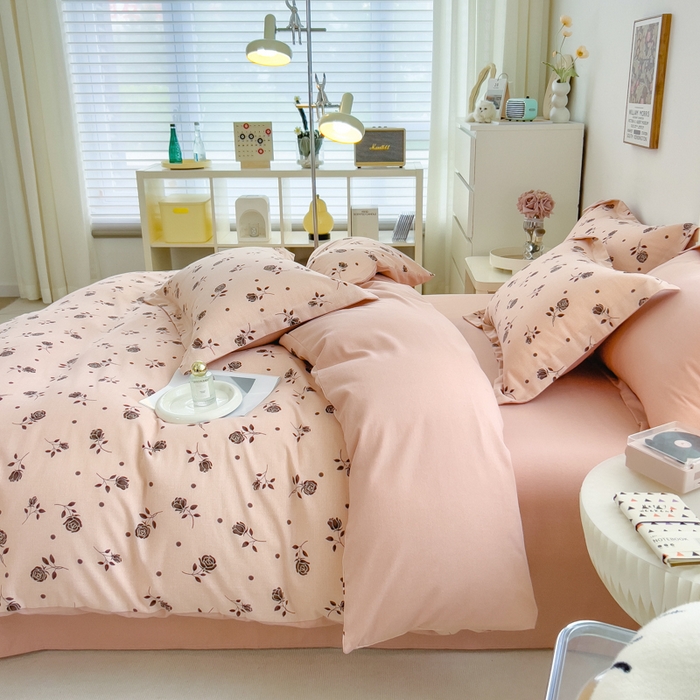 91家纺网 家纺一手货源 找家纺 印季家纺 2025新款全棉纯棉加厚小清新碎花混纺磨毛四件套 莫拉-黑