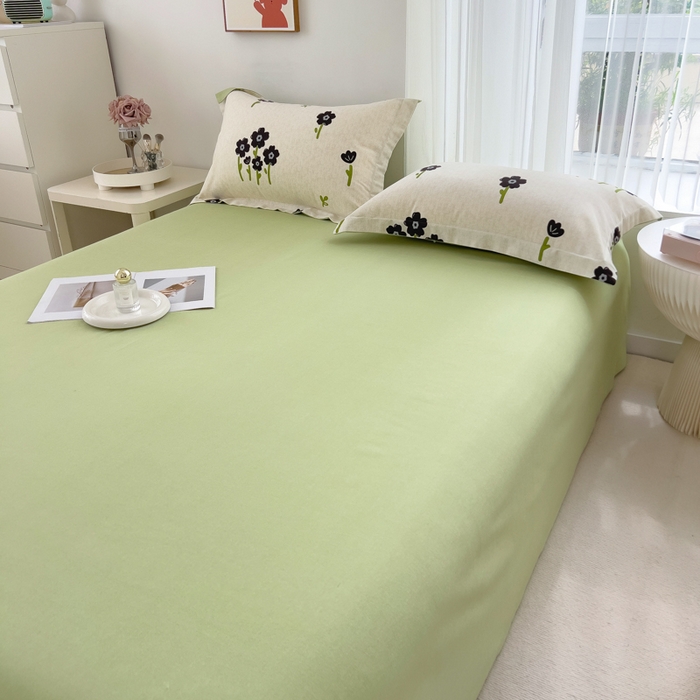 91家纺网 家纺一手货源 找家纺 印季家纺 2025新款全棉纯棉加厚小清新碎花混纺磨毛四件套 墨玉