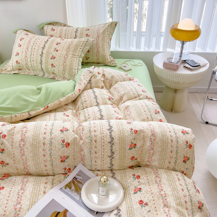 91家纺网 家纺一手货源 找家纺 印季家纺 2025新款全棉纯棉加厚小清新碎花混纺磨毛四件套 寻春