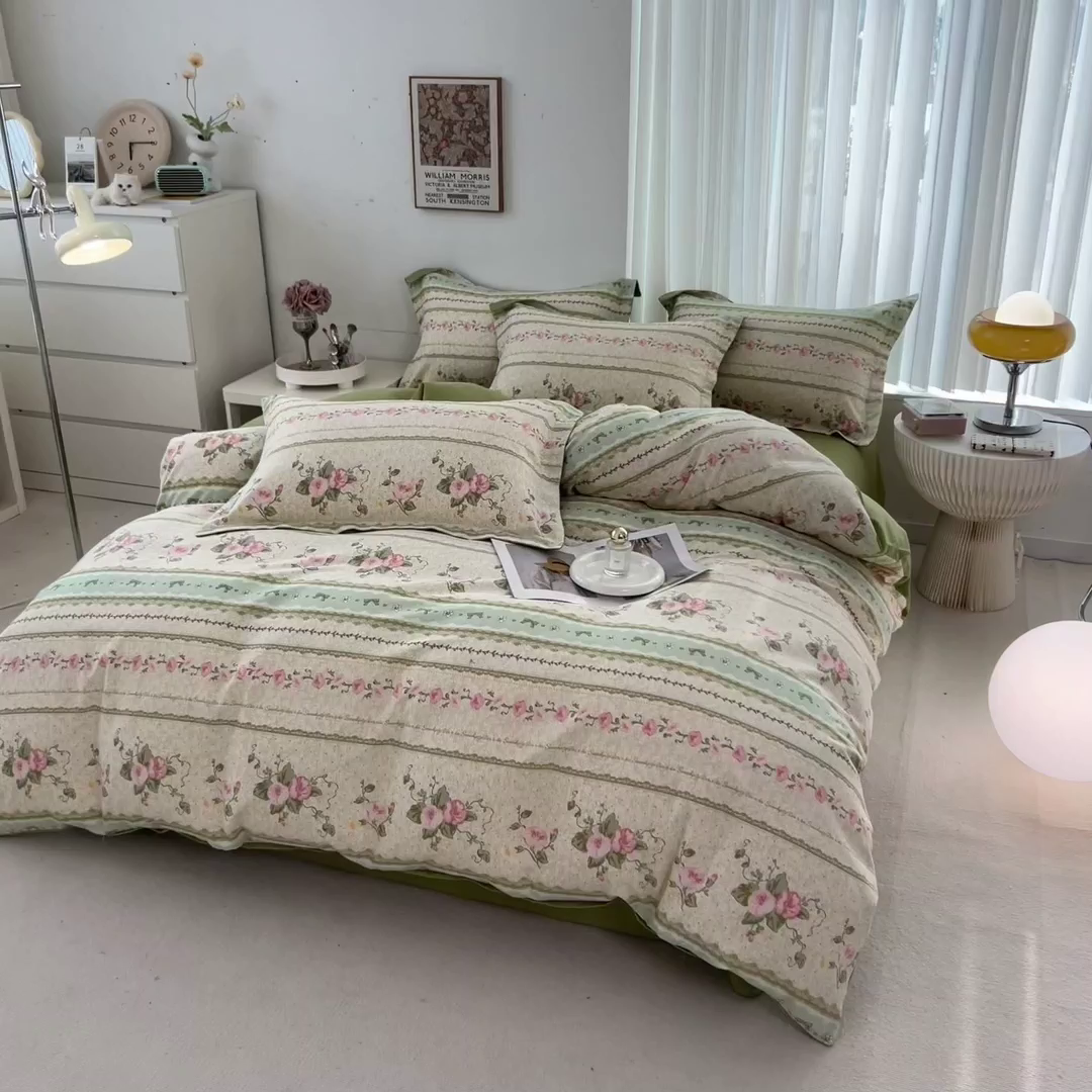 91家纺网 家纺一手货源 找家纺 印季家纺 2025新款全棉纯棉加厚小清新碎花混纺磨毛四件套 花知晓