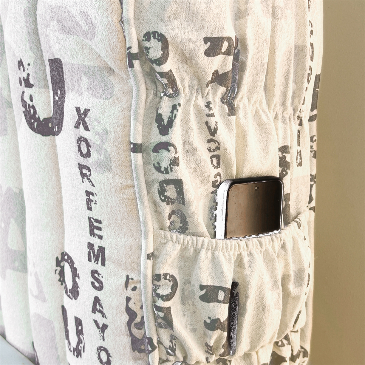 91家纺网 家纺一手货源 找家纺 情恒家纺 2025新款细麻印花加厚双面全包床头罩 辰灰