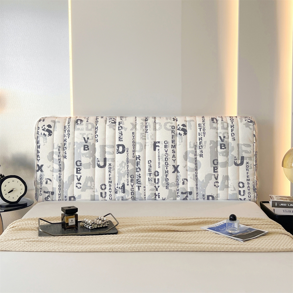 91家纺网 家纺一手货源 找家纺 情恒家纺 2025新款细麻印花加厚双面全包床头罩 辰灰