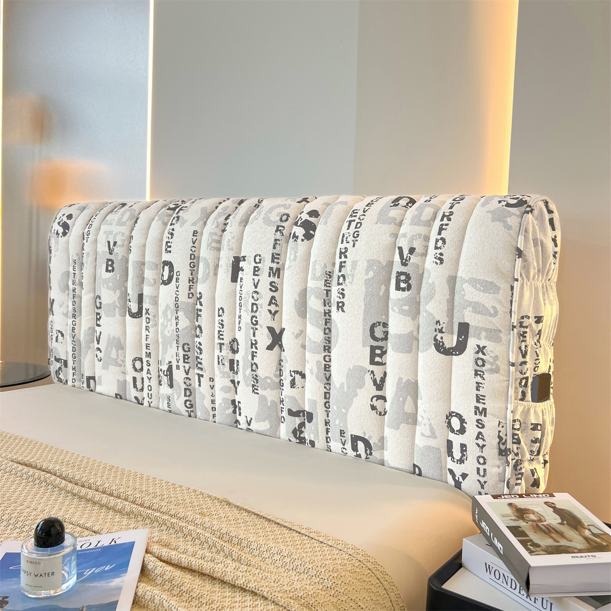 91家纺网 家纺一手货源 找家纺 情恒家纺 2025新款细麻印花加厚双面全包床头罩 辰灰