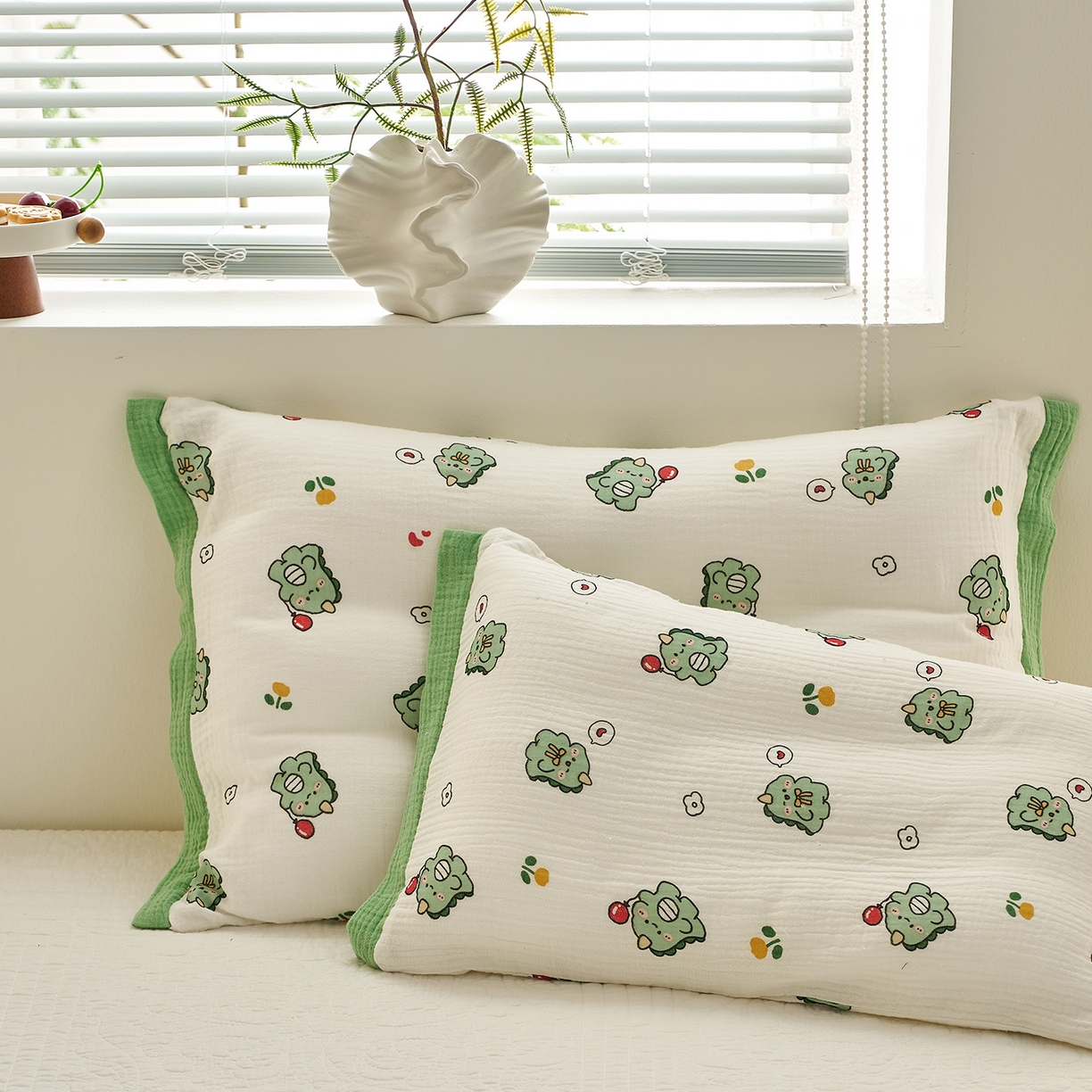 91家纺网 家纺一手货源 找家纺 乐可 2025新款全棉纯棉纱布儿童拼色枕套单枕套 TP3小奶龙白