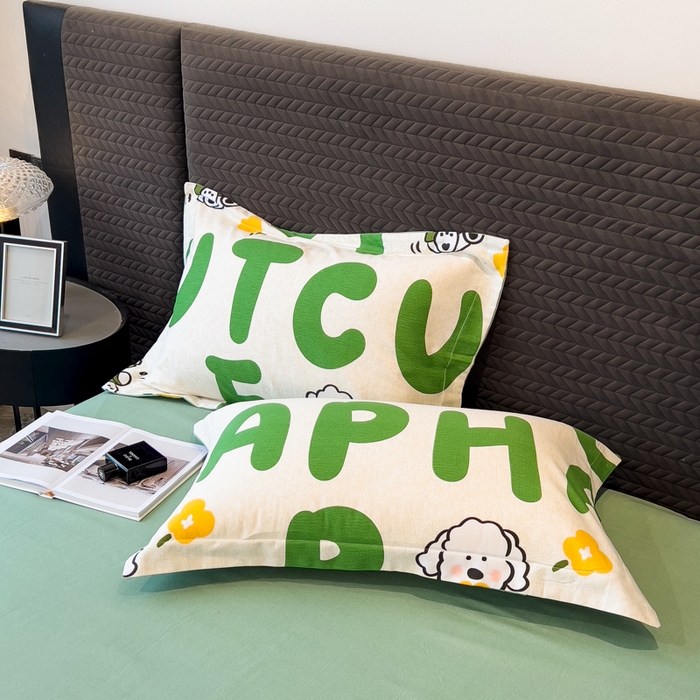 91家纺网 家纺一手货源 找家纺 印季家纺 2025新款全棉纯棉生态印花加厚混纺磨毛四件套 奶绿小狗