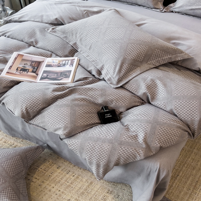 91家纺网 家纺一手货源 找家纺 印季家纺 2025新款全棉纯棉生态印花加厚混纺磨毛四件套 轻奢生活-灰