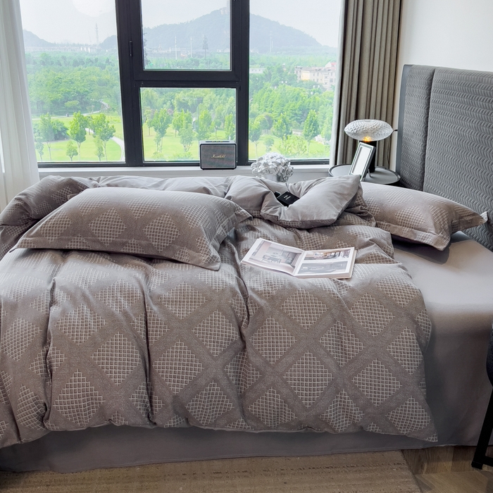 91家纺网 家纺一手货源 找家纺 印季家纺 2025新款全棉纯棉生态印花加厚混纺磨毛四件套 轻奢生活-灰