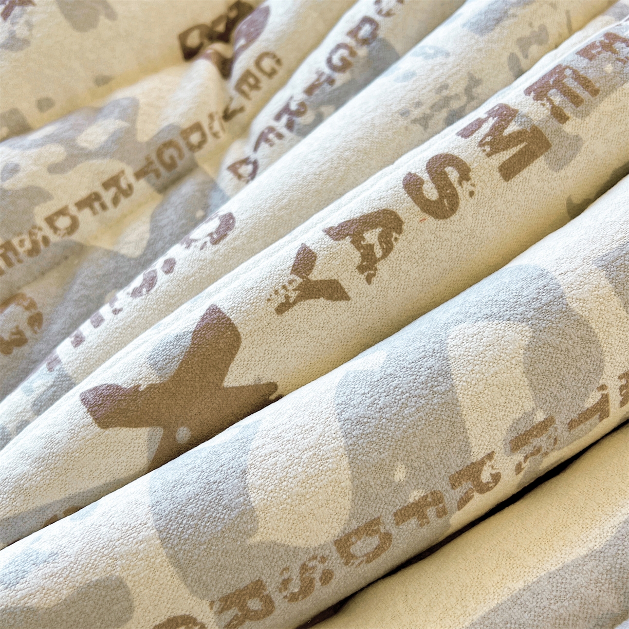 91家纺网 家纺一手货源 找家纺 （总）情恒家纺 2025新款细麻印花加厚双面全包床头罩