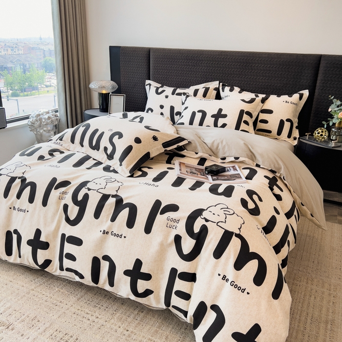 91家纺网 家纺一手货源 找家纺 印季家纺 2025新款全棉纯棉生态印花加厚混纺磨毛四件套 趣味字母-黑