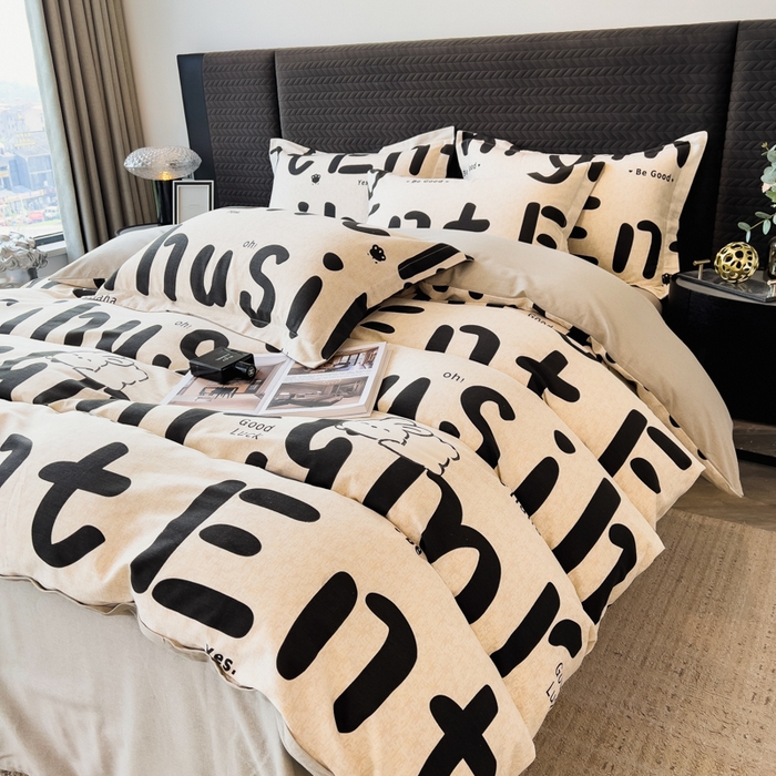 91家纺网 家纺一手货源 找家纺 印季家纺 2025新款全棉纯棉生态印花加厚混纺磨毛四件套 趣味字母-黑