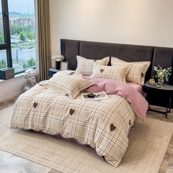 91家纺网 家纺一手货源 找家纺 印季家纺 2025新款全棉纯棉生态印花加厚混纺磨毛四件套 维纳斯（咖）