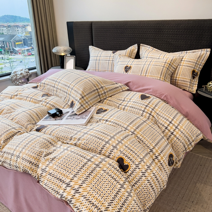 91家纺网 家纺一手货源 找家纺 印季家纺 2025新款全棉纯棉生态印花加厚混纺磨毛四件套 维纳斯（咖）