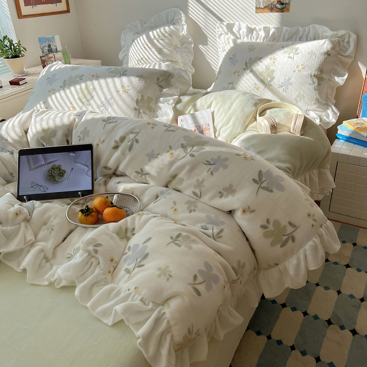 91家纺网 家纺一手货源 找家纺 （总）六巷胡同 2025新款韩系小清新博主风着色立体雕花A类牛奶绒四件套