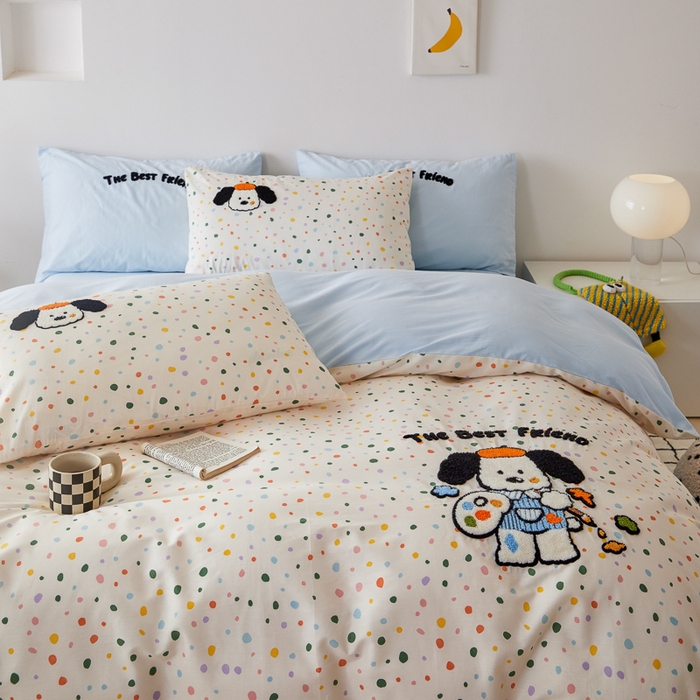 91家纺网 家纺一手货源 找家纺 锦觅 2025新款时尚条纹小清新卡通学生季系列印花绣花全棉纯棉四件套 小画家