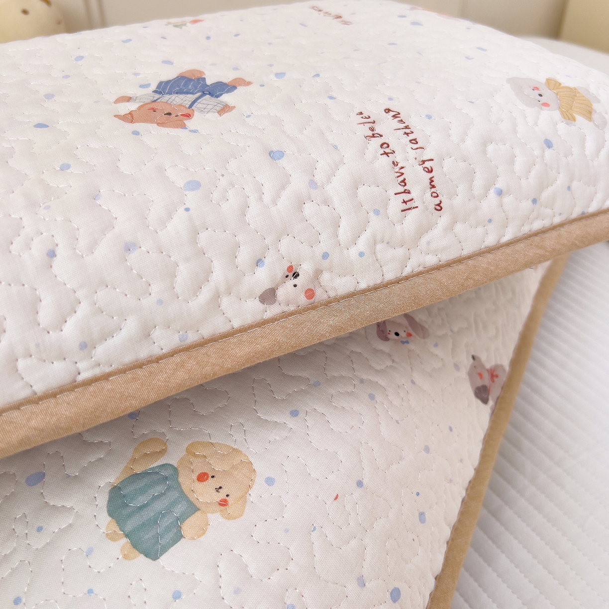 91家纺网 家纺一手货源 找家纺 （总）拾小柒 2025年新款全棉双层纱枕套夹棉隔脏污防口水头油枕头套