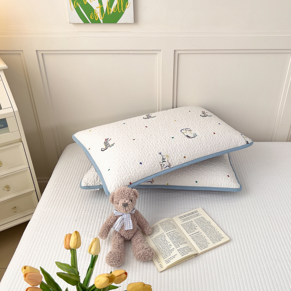 91家纺网 家纺一手货源 找家纺 拾小柒 2025年新款全棉双层纱枕套夹棉隔脏污防口水头油枕头套 七彩童年