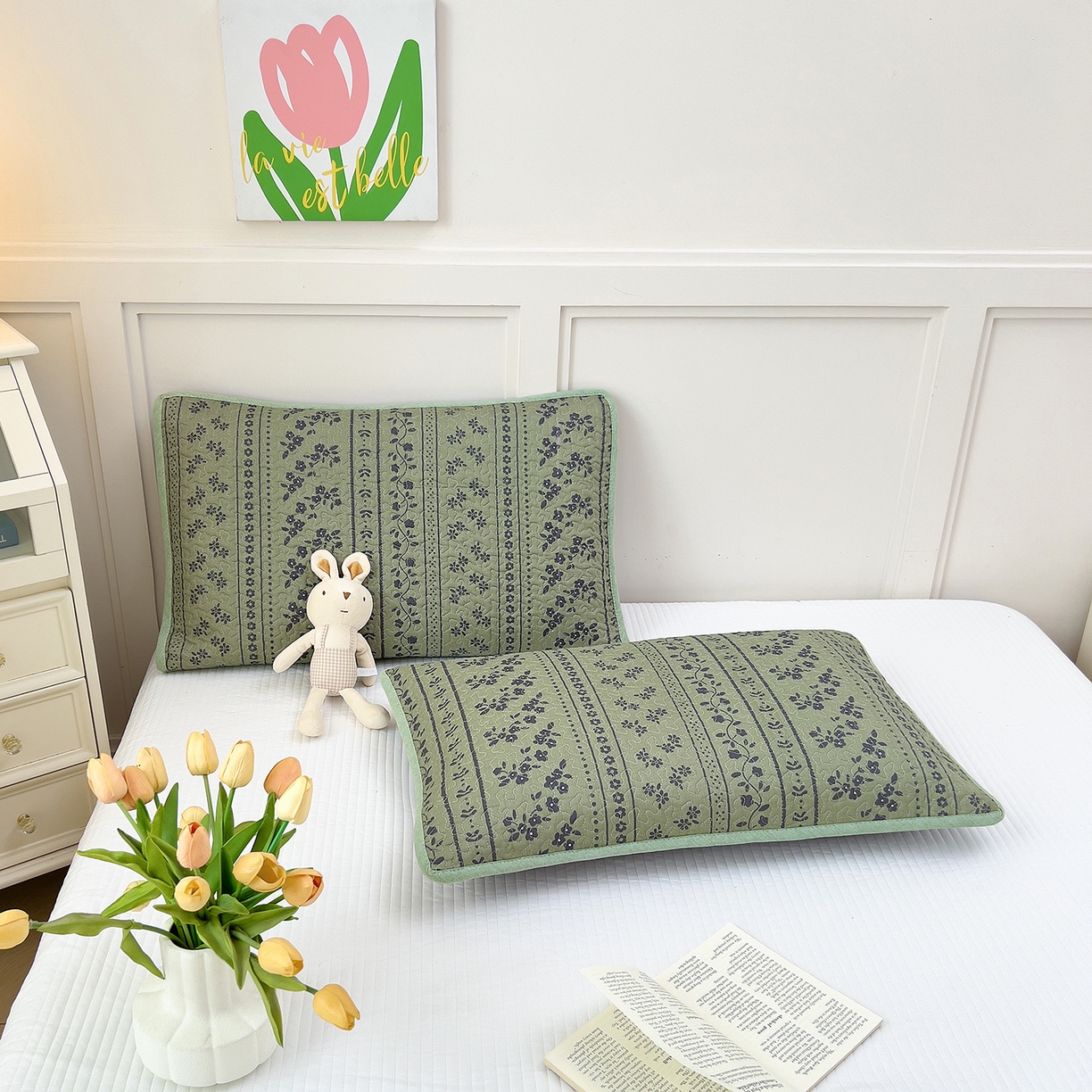 91家纺网 家纺一手货源 找家纺 拾小柒 2025年新款全棉双层纱枕套夹棉隔脏污防口水头油枕头套 爱丽丝花园