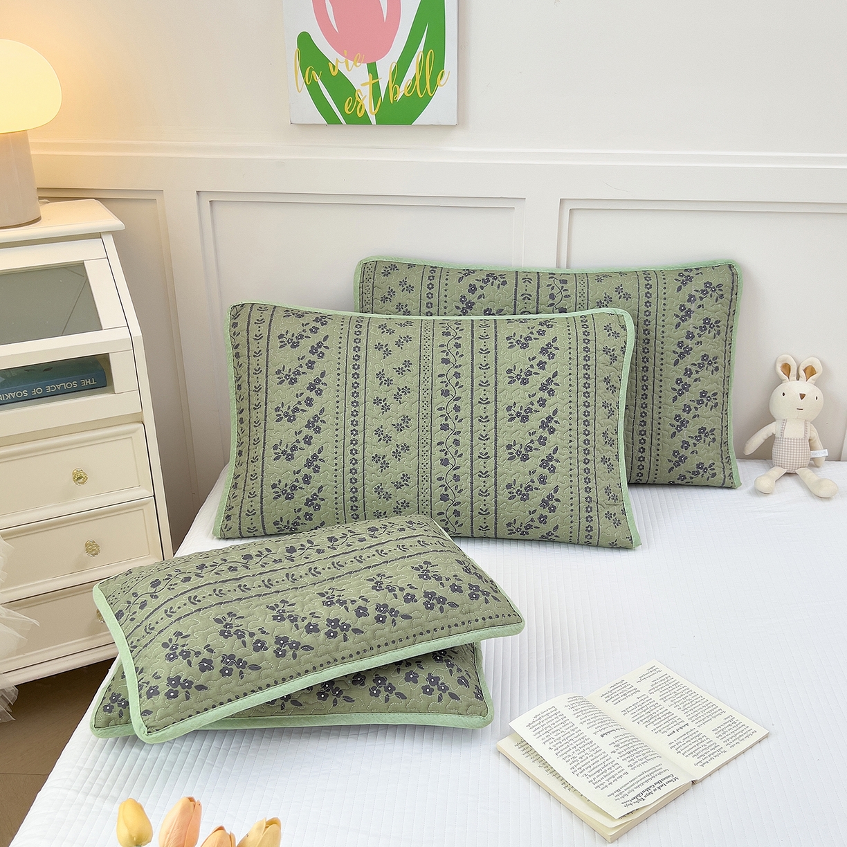 91家纺网 家纺一手货源 找家纺 拾小柒 2025年新款全棉双层纱枕套夹棉隔脏污防口水头油枕头套 爱丽丝花园