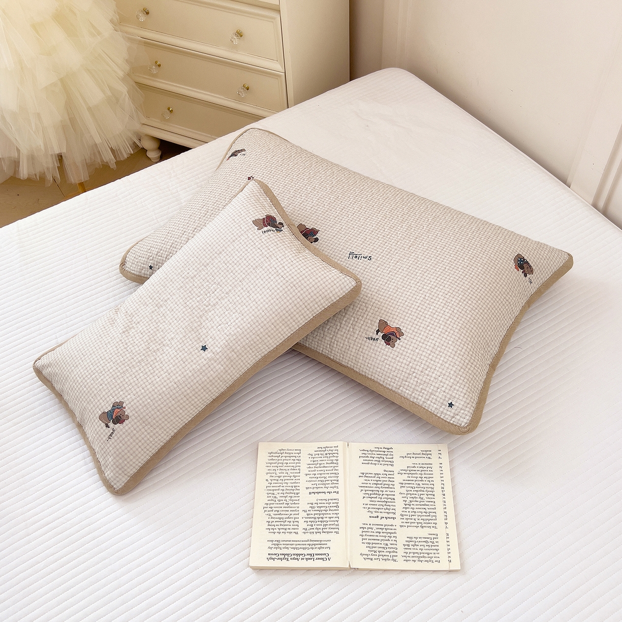 拾小柒 2025年新款全棉双层纱枕套夹棉隔脏污防口水头油枕头套 格子狗米