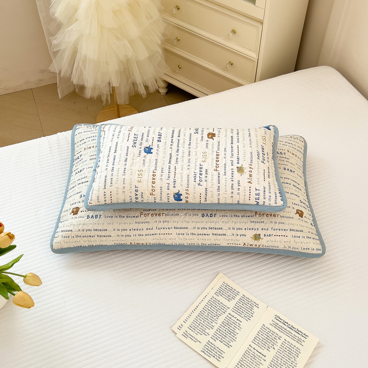 91家纺网 家纺一手货源 找家纺 拾小柒 2025年新款全棉双层纱枕套夹棉隔脏污防口水头油枕头套 英文象蓝