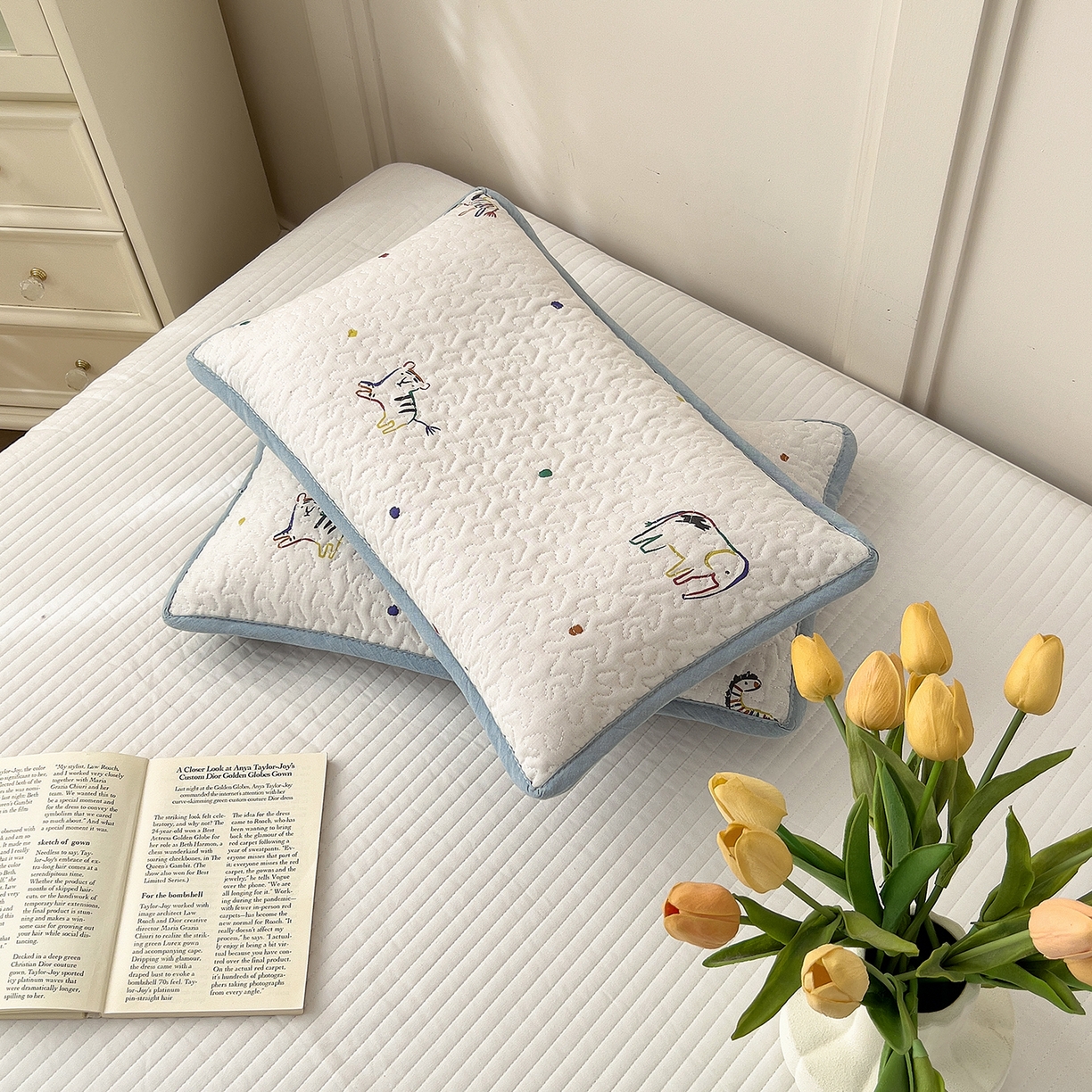 91家纺网 家纺一手货源 找家纺 拾小柒 2025年新款全棉双层纱枕套夹棉隔脏污防口水头油枕头套 七彩童年