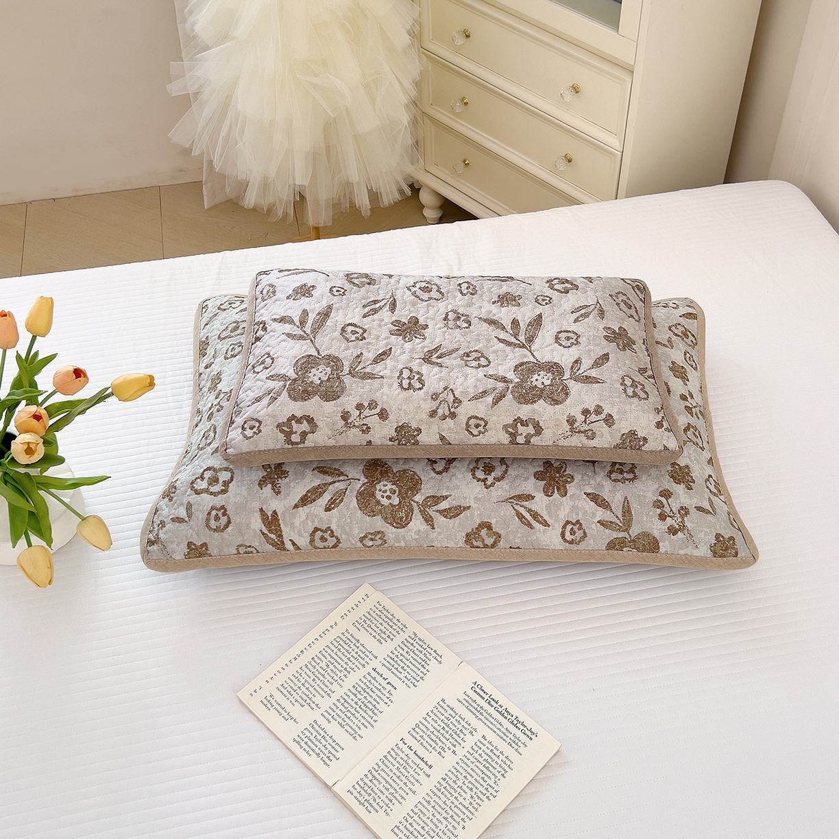 91家纺网 家纺一手货源 找家纺 拾小柒 2025年新款全棉双层纱枕套夹棉隔脏污防口水头油枕头套 忘忧草咖