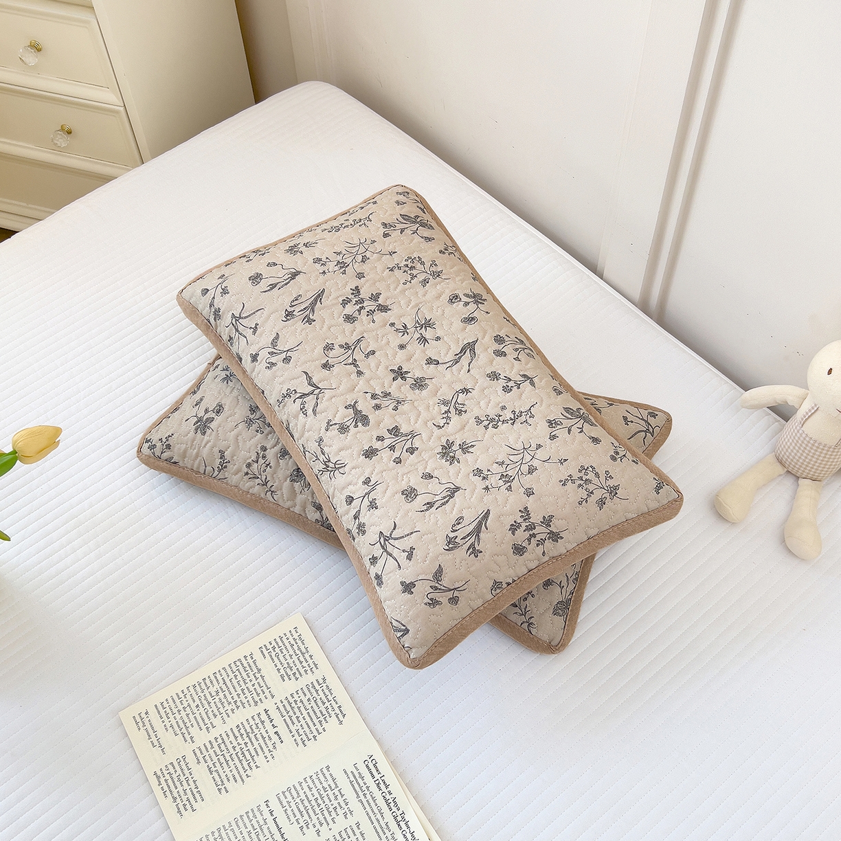 91家纺网 家纺一手货源 找家纺 拾小柒 2025年新款全棉双层纱枕套夹棉隔脏污防口水头油枕头套 山野小咖