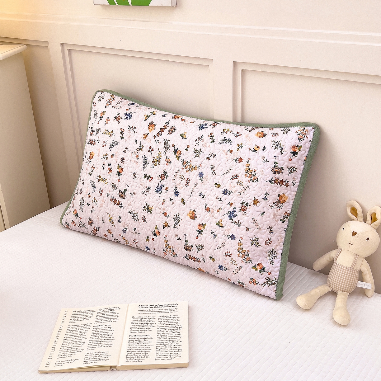 91家纺网 家纺一手货源 找家纺 拾小柒 2025年新款全棉双层纱枕套夹棉隔脏污防口水头油枕头套 春色满园