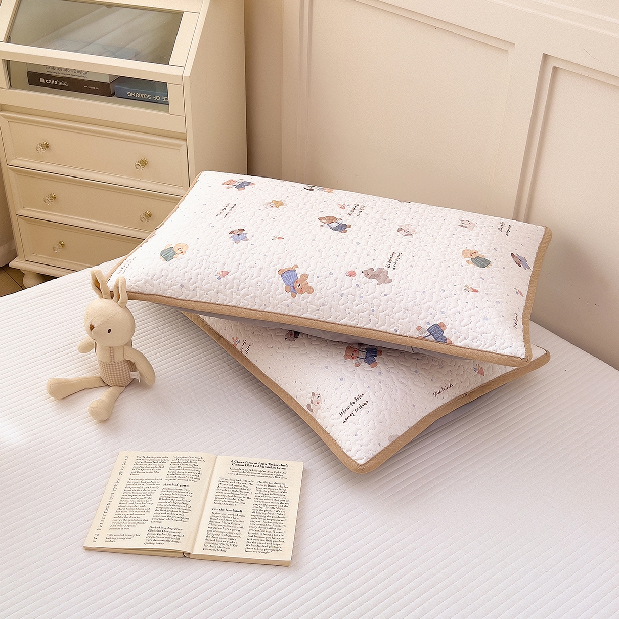 91家纺网 家纺一手货源 找家纺 拾小柒 2025年新款全棉双层纱枕套夹棉隔脏污防口水头油枕头套 咕噜派米