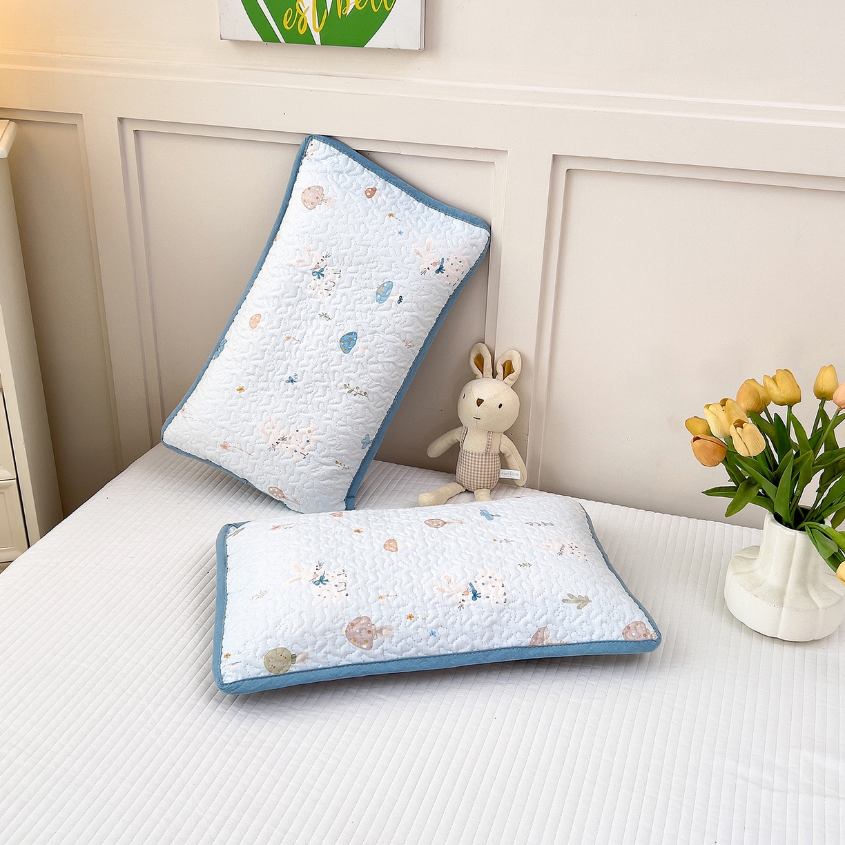 91家纺网 家纺一手货源 找家纺 拾小柒 2025年新款全棉双层纱枕套夹棉隔脏污防口水头油枕头套 萌趣森林蓝