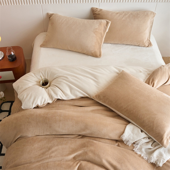 91家纺网 家纺一手货源 找家纺 （总）乐居家纺 2025新款200克重纯色单面绒牛奶绒四件套