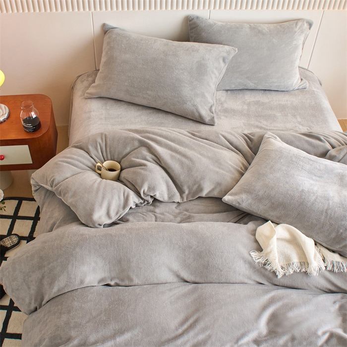 91家纺网 家纺一手货源 找家纺 （总）乐居家纺 2025新款200克重纯色单面绒牛奶绒四件套