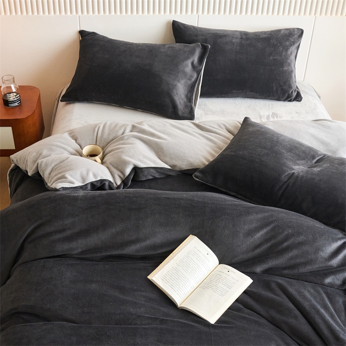 91家纺网 家纺一手货源 找家纺 （总）乐居家纺 2025新款200克重纯色单面绒牛奶绒四件套