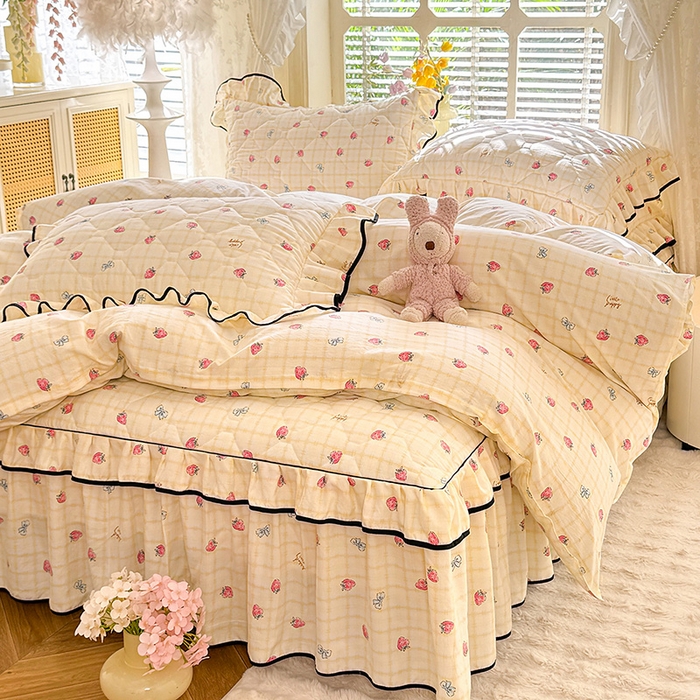 91家纺网 家纺一手货源 找家纺 优家居 2025新品水洗棉夹棉床裙四件套韩版糯糯棉水洗皱皱纱床罩被套直播爆款 莓好时光