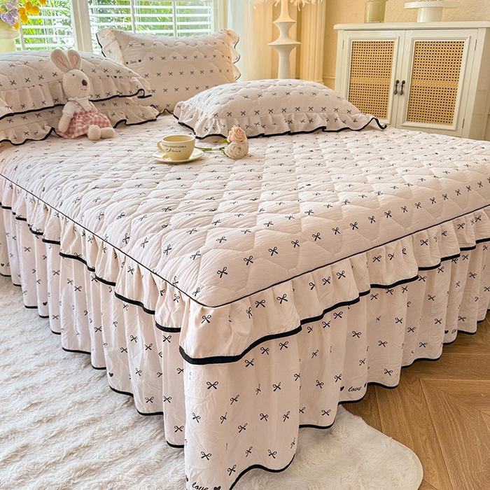 91家纺网 家纺一手货源 找家纺 优家居 2025新品水洗棉夹棉床裙四件套韩版糯糯棉水洗皱皱纱床罩被套直播爆款 爱心蝴蝶结