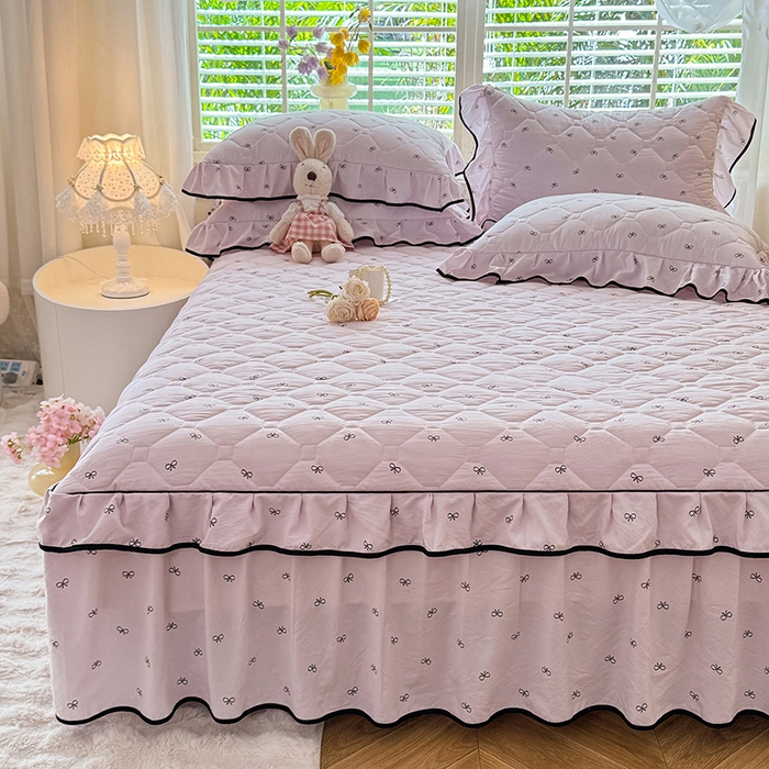 91家纺网 家纺一手货源 找家纺 优家居 2025新品水洗棉夹棉床裙四件套韩版糯糯棉水洗皱皱纱床罩被套直播爆款 粉雾结语