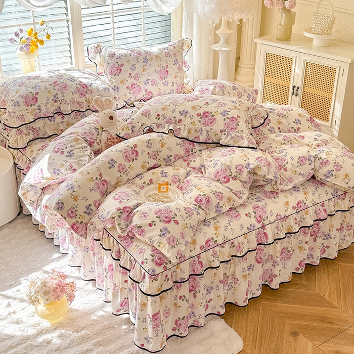 91家纺网 家纺一手货源 找家纺 优家居 2025新品水洗棉夹棉床裙四件套韩版糯糯棉水洗皱皱纱床罩被套直播爆款 紫雾花园