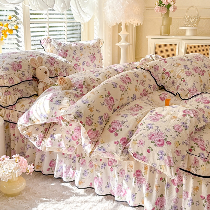 91家纺网 家纺一手货源 找家纺 优家居 2025新品水洗棉夹棉床裙四件套韩版糯糯棉水洗皱皱纱床罩被套直播爆款 紫雾花园