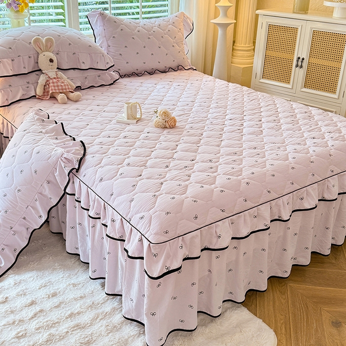 91家纺网 家纺一手货源 找家纺 优家居 2025新品水洗棉夹棉床裙四件套韩版糯糯棉水洗皱皱纱床罩被套直播爆款 粉雾结语