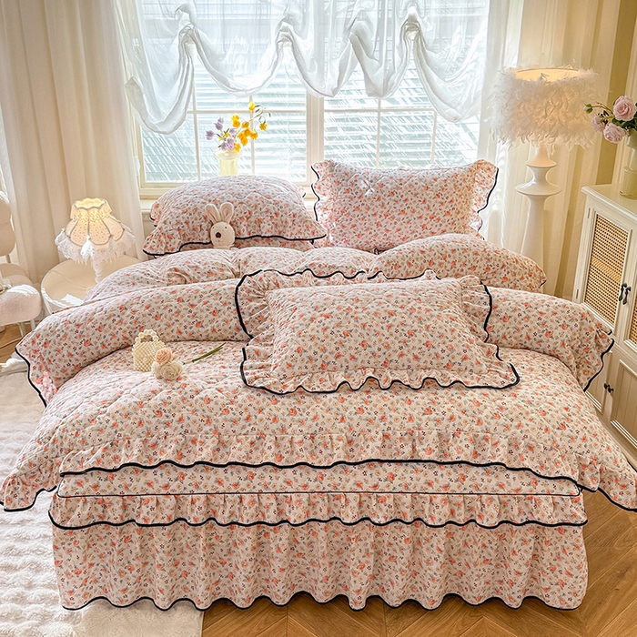 91家纺网 家纺一手货源 找家纺 优家居 2025新品水洗棉夹棉床裙四件套韩版糯糯棉水洗皱皱纱床罩被套直播爆款 陌上花开