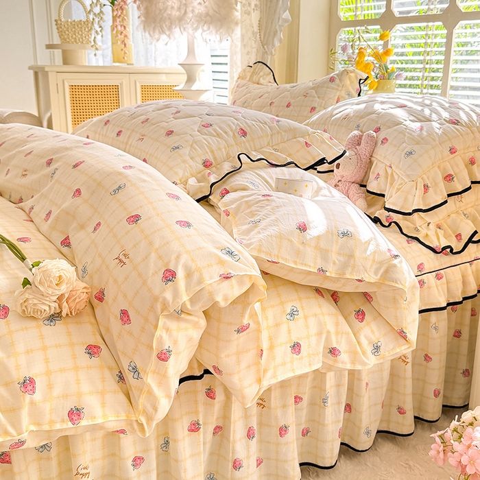 91家纺网 家纺一手货源 找家纺 优家居 2025新品水洗棉夹棉床裙四件套韩版糯糯棉水洗皱皱纱床罩被套直播爆款 莓好时光