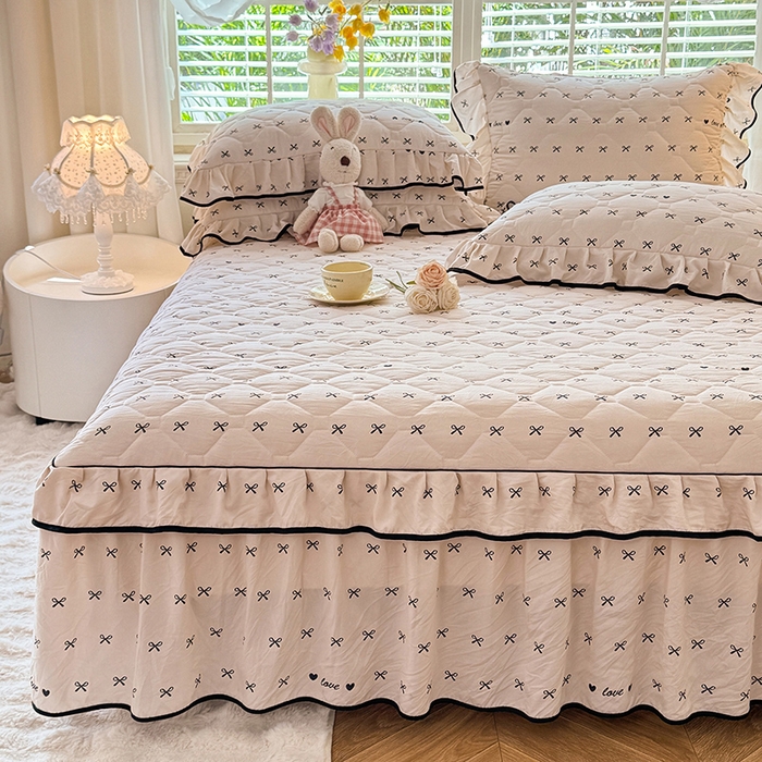 91家纺网 家纺一手货源 找家纺 优家居 2025新品水洗棉夹棉床裙四件套韩版糯糯棉水洗皱皱纱床罩被套直播爆款 爱心蝴蝶结