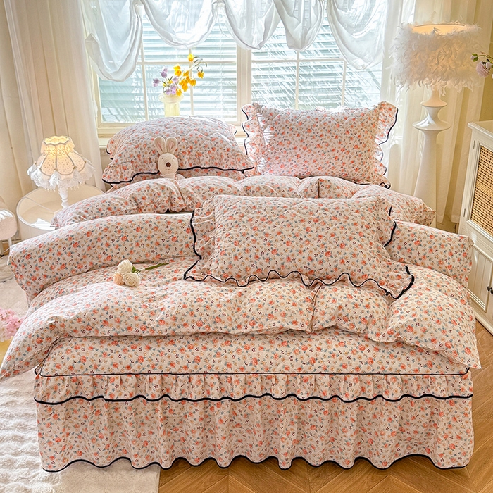 91家纺网 家纺一手货源 找家纺 优家居 2025新品水洗棉夹棉床裙四件套韩版糯糯棉水洗皱皱纱床罩被套直播爆款 陌上花开