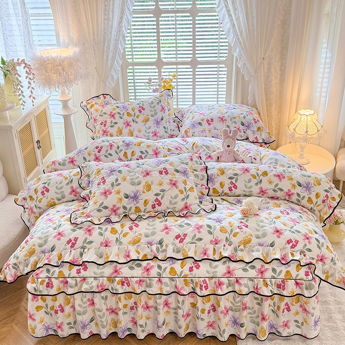 91家纺网 家纺一手货源 找家纺 优家居 2025新品水洗棉夹棉床裙四件套韩版糯糯棉水洗皱皱纱床罩被套直播爆款 繁花似锦