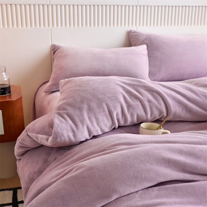 91家纺网 家纺一手货源 找家纺 乐居家纺 2025新款200克重纯色单面绒牛奶绒四件套 罗兰紫
