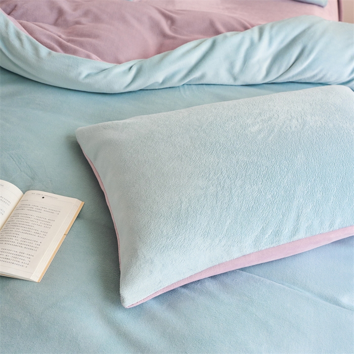 91家纺网 家纺一手货源 找家纺 乐居家纺 2025新款200克重纯色单面绒牛奶绒四件套 浅星蓝+罗兰紫